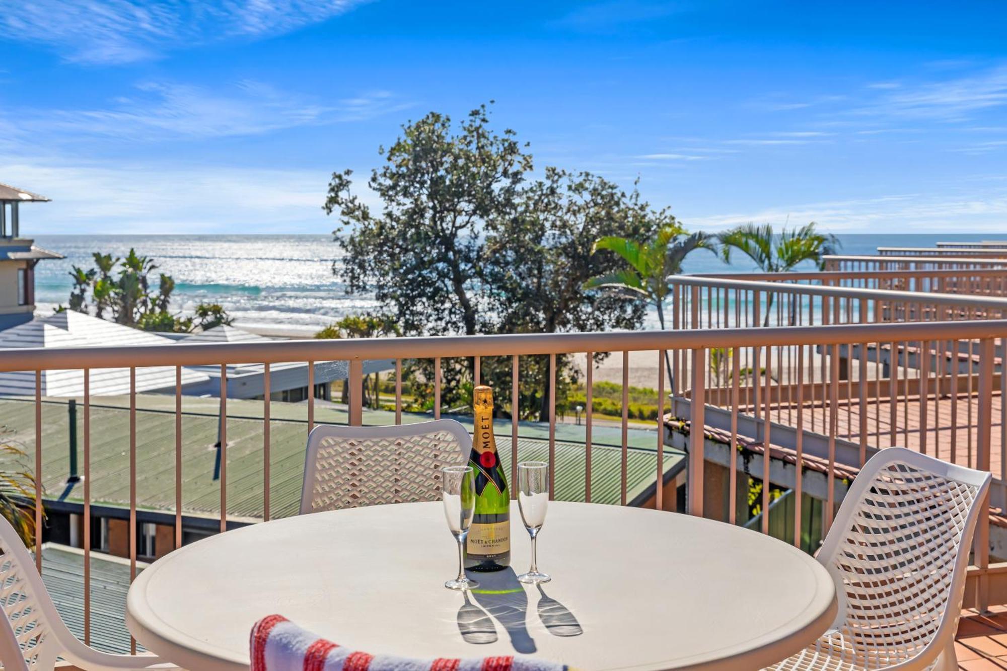 Sanctuary Beach Resort Голд-Кост Екстер'єр фото
