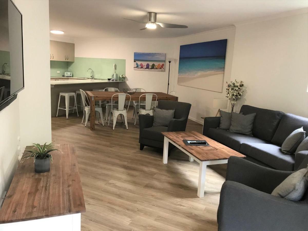 Sanctuary Beach Resort Голд-Кост Екстер'єр фото